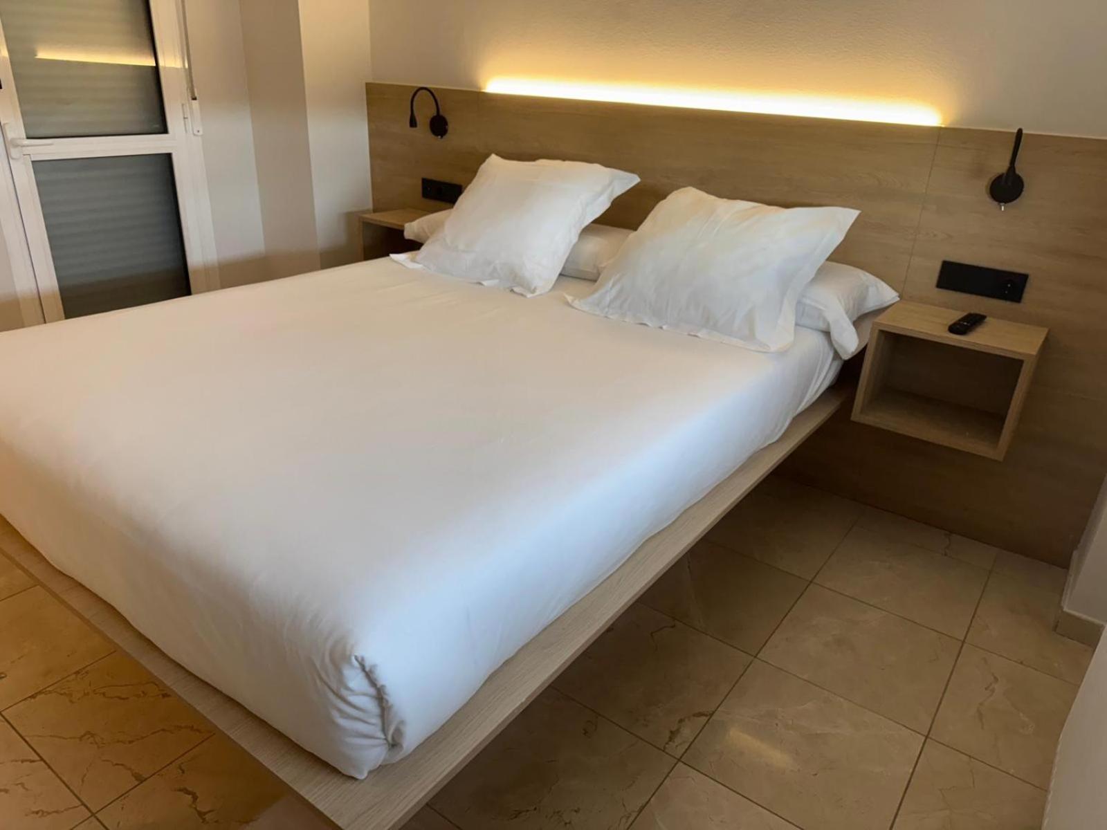 Hotel Apartamentos Ciudad De Lugo Zewnętrze zdjęcie