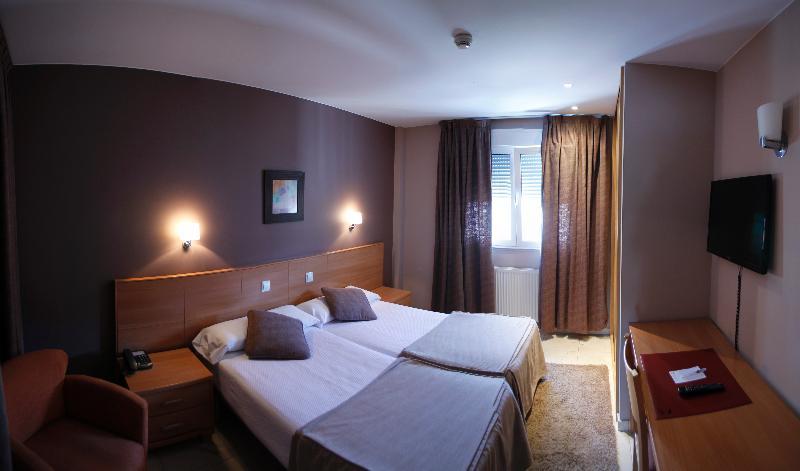 Hotel Apartamentos Ciudad De Lugo Zewnętrze zdjęcie