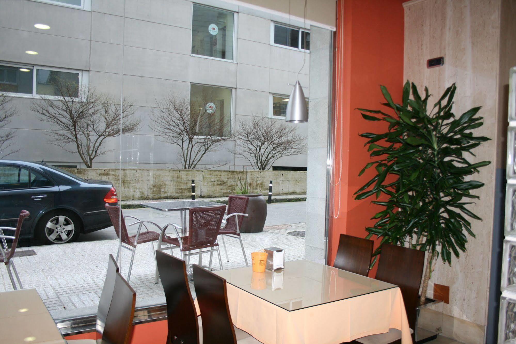 Hotel Apartamentos Ciudad De Lugo Zewnętrze zdjęcie