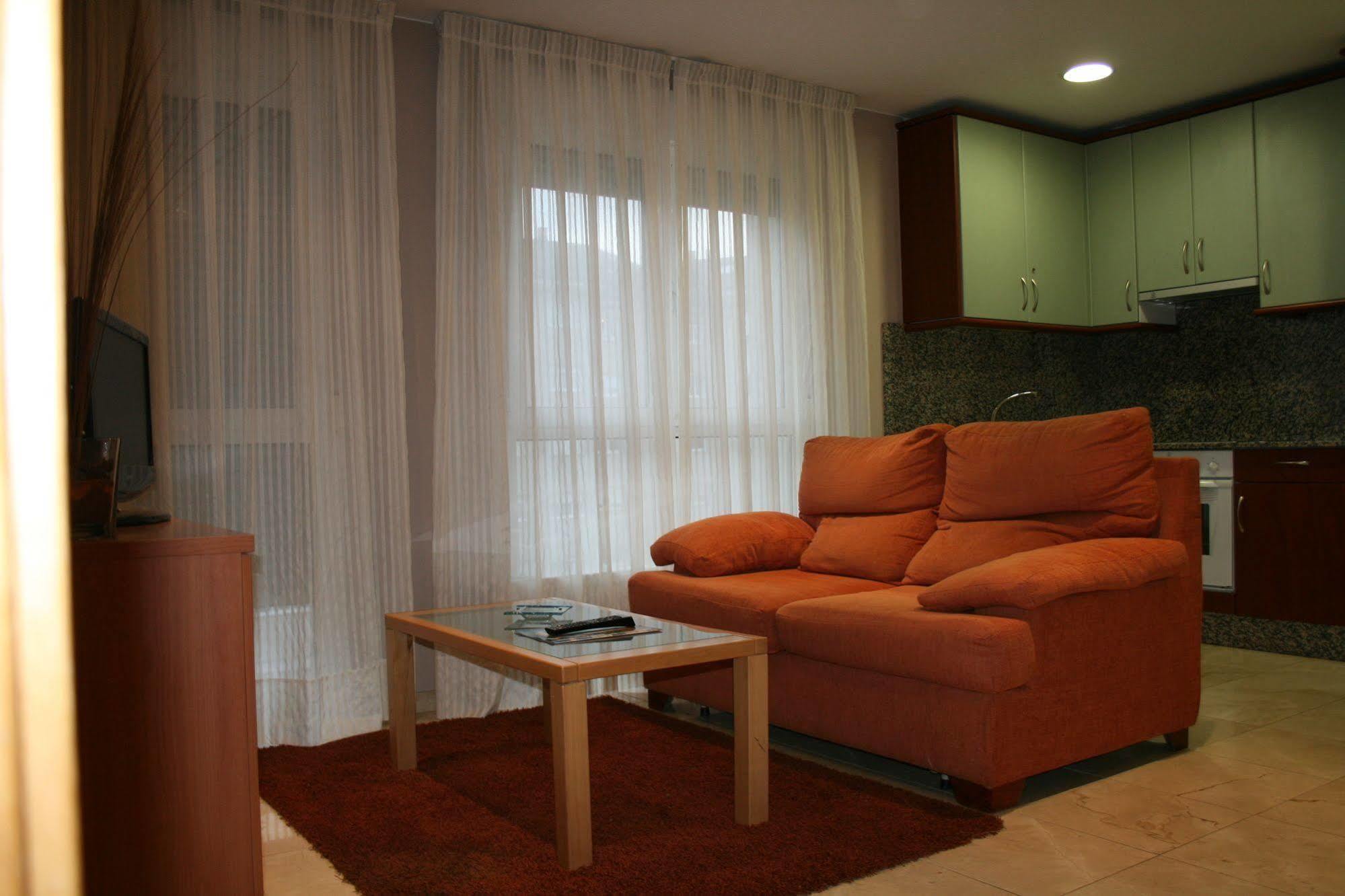 Hotel Apartamentos Ciudad De Lugo Zewnętrze zdjęcie