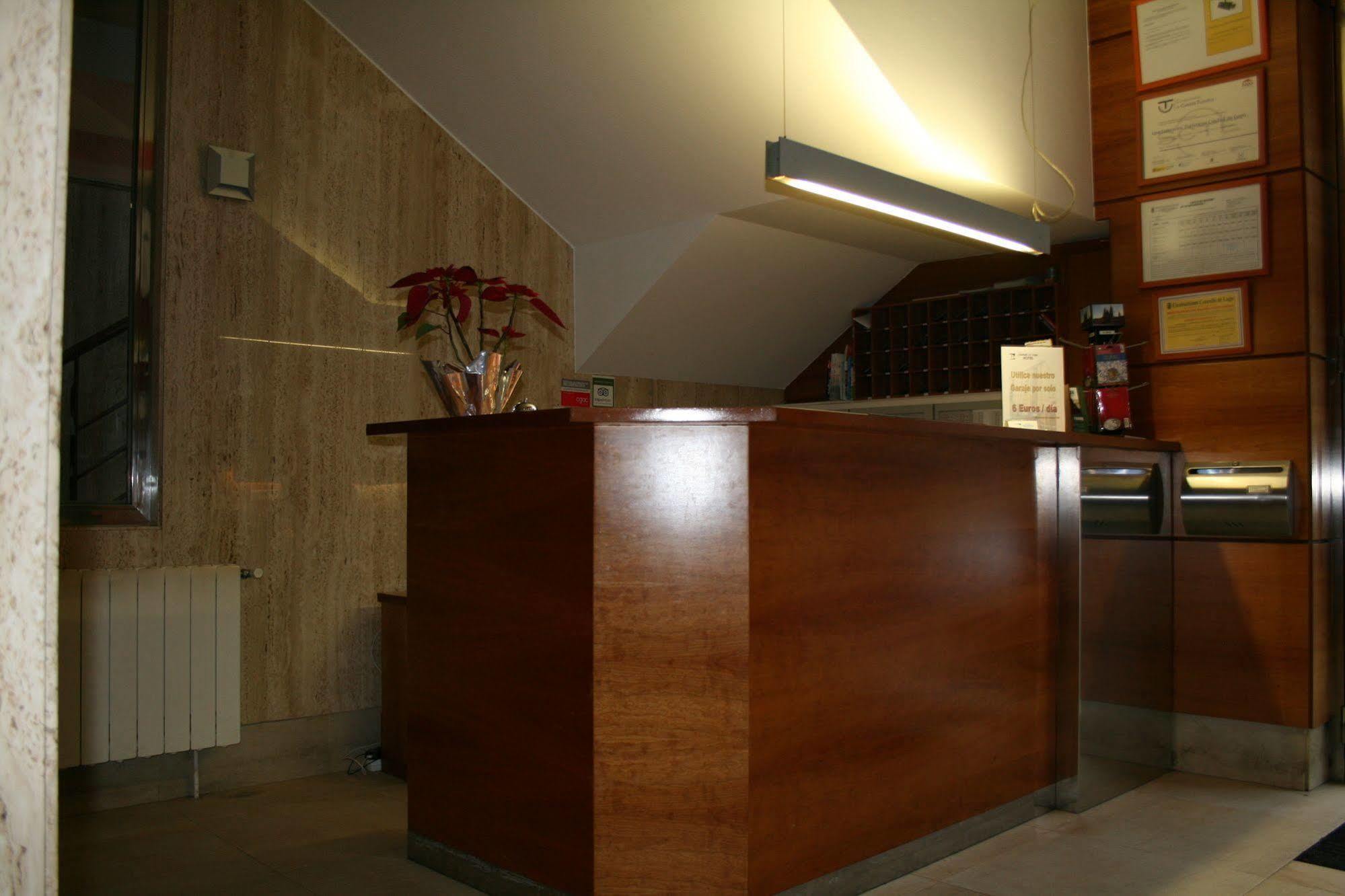 Hotel Apartamentos Ciudad De Lugo Zewnętrze zdjęcie