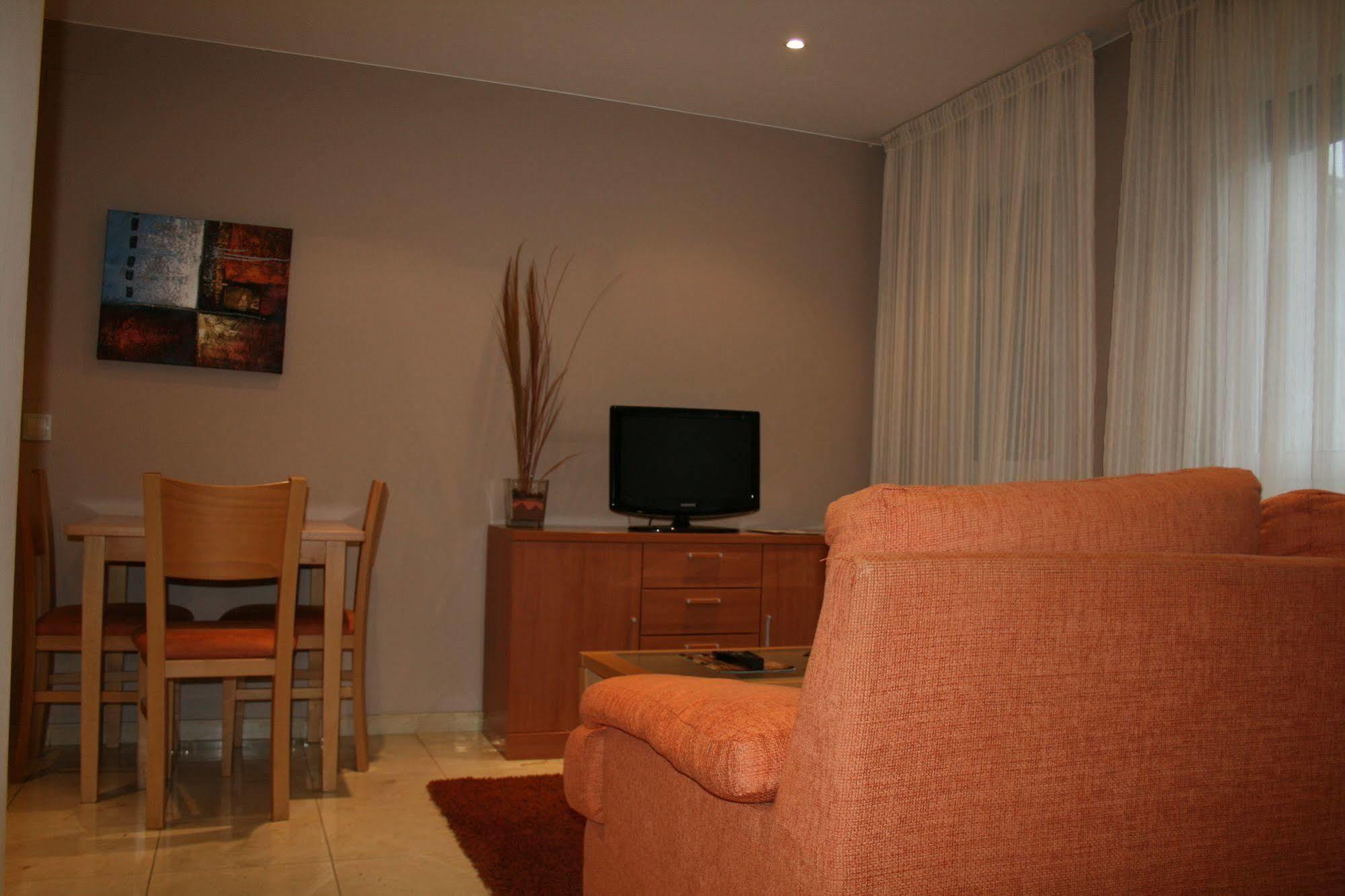 Hotel Apartamentos Ciudad De Lugo Zewnętrze zdjęcie
