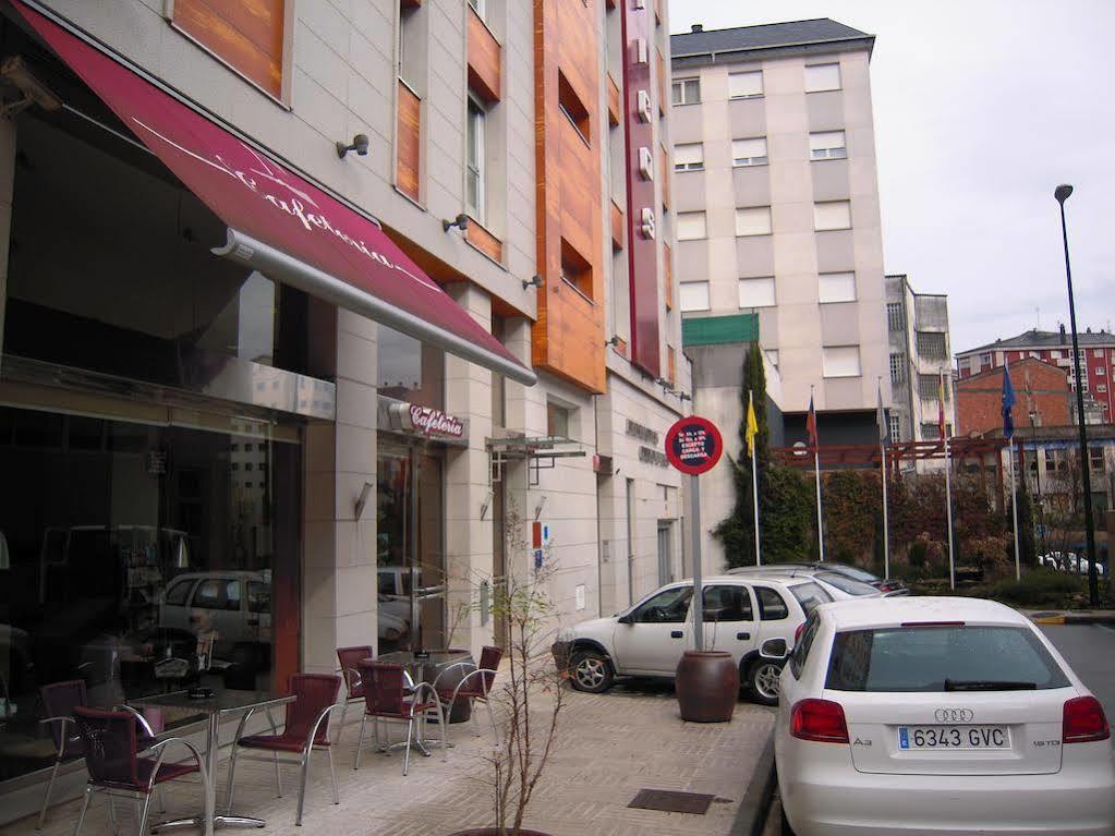 Hotel Apartamentos Ciudad De Lugo Zewnętrze zdjęcie